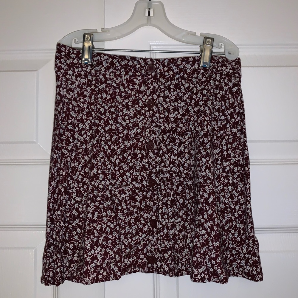 Maroon flowy mini skirt